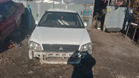 Автомобиль в сборе (кузов) на разборку на Митсубиси Лансер — фото 1