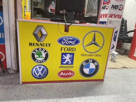 RoyParts
